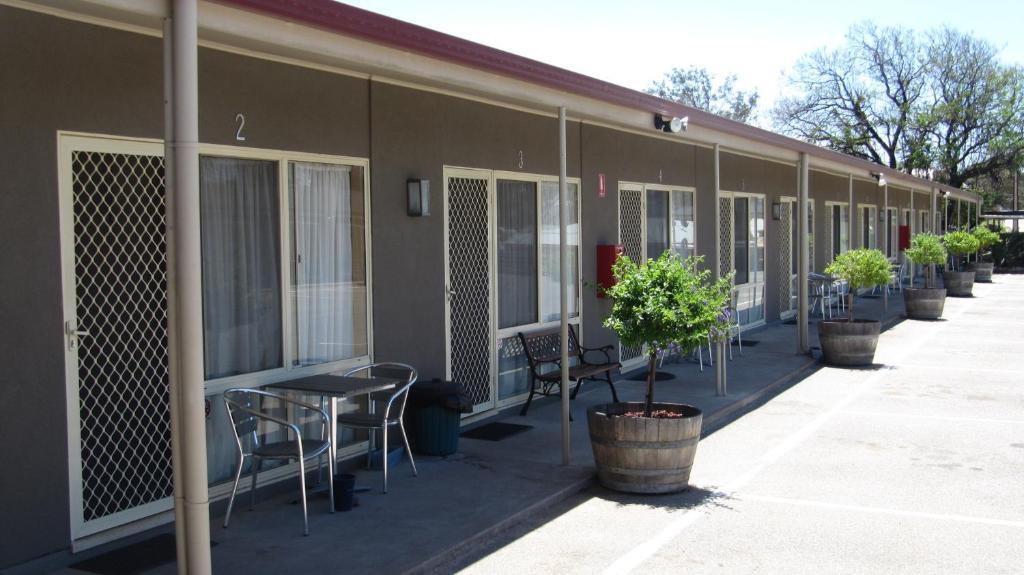 Augusta Courtyard Motel Порт Огъста Екстериор снимка