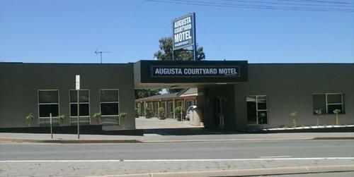 Augusta Courtyard Motel Порт Огъста Екстериор снимка
